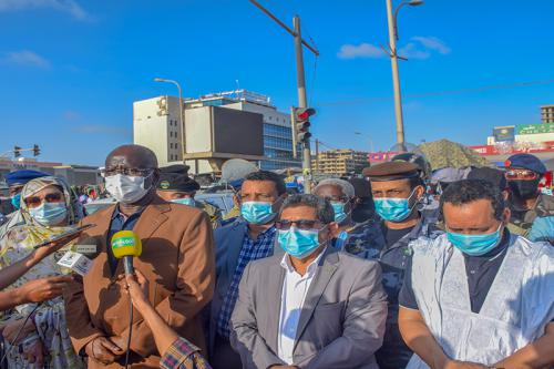 وزير الداخلية واللامركزية يختتم زيارته في ولايات نواكشوط الثلاث في اطار المساعي الحكومية لمكافحة كورونا