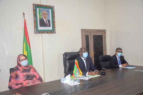 "بلادنا تشارك في اجتماع لمجموعة الخمس لتقييم تنفيذ الإلتزامات الواردة في "إعلان باماكو